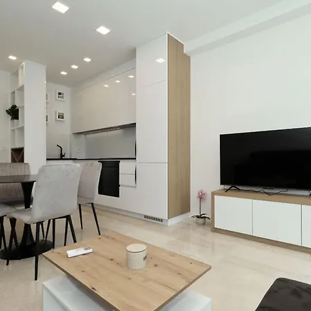 Brkic In - With Balcony Apartmán Zadar