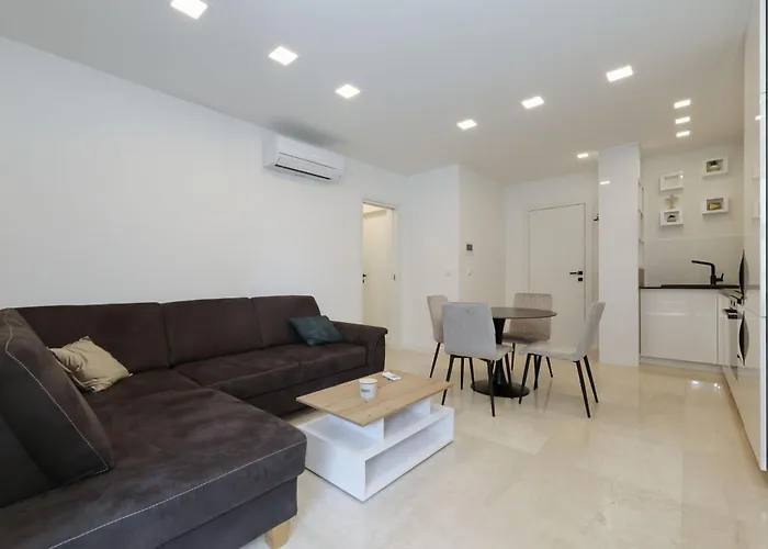 Brkic In - With Balcony Apartman