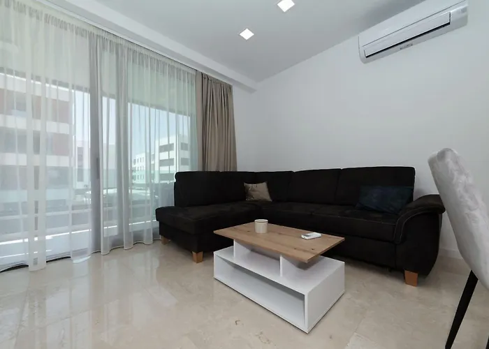 Apartman Brkic In - With Balcony *