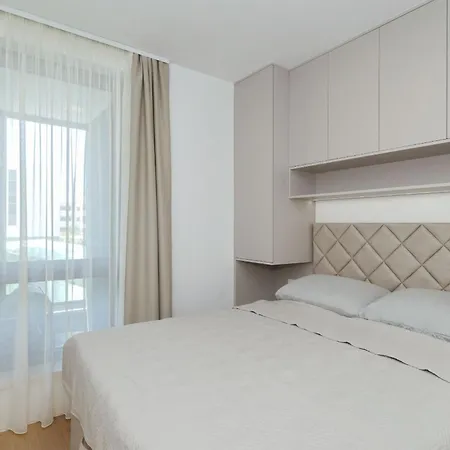 Apartmán Brkic In - With Balcony Zadar