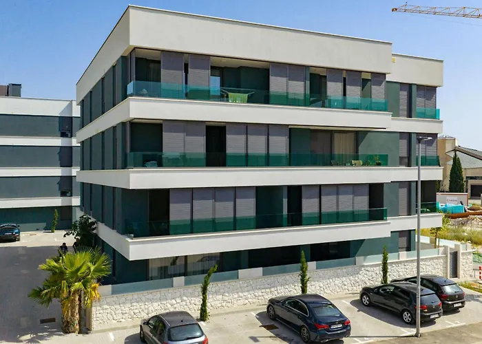 Apartment Brkic In - With Balcony